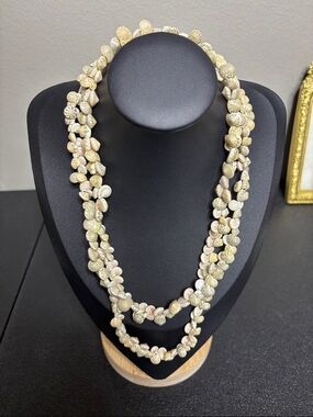 Vintage Handcrafted Beige Sea Shell Boho Beachy Long Necklace